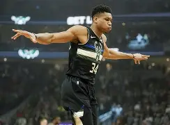 包含刚刚！字母哥在MAD比赛中高光表现尤文图斯国际比赛日止住颓势，窗口期亚特兰大调整名单以备欧联的词条